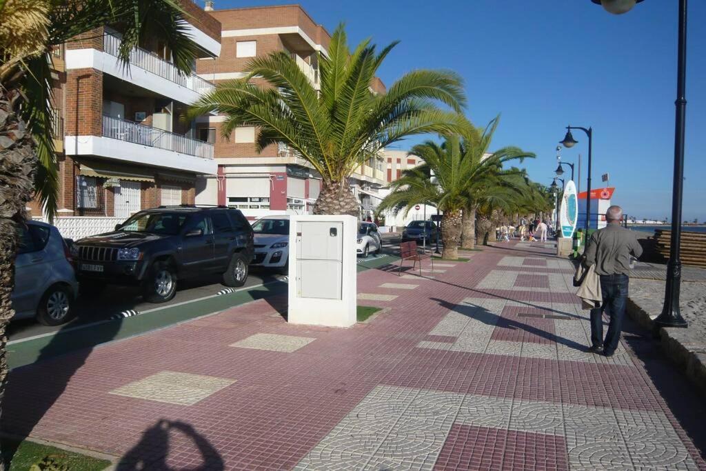 Piso En Primera Linea Con Wifi Y Vistas Al Mar Lo Pagán Eksteriør billede
