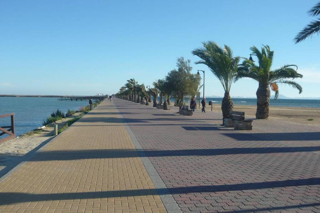 Piso En Primera Linea Con Wifi Y Vistas Al Mar Lo Pagán Eksteriør billede