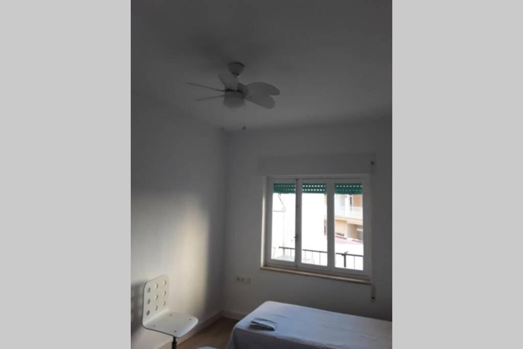Piso En Primera Linea Con Wifi Y Vistas Al Mar Lo Pagán Eksteriør billede