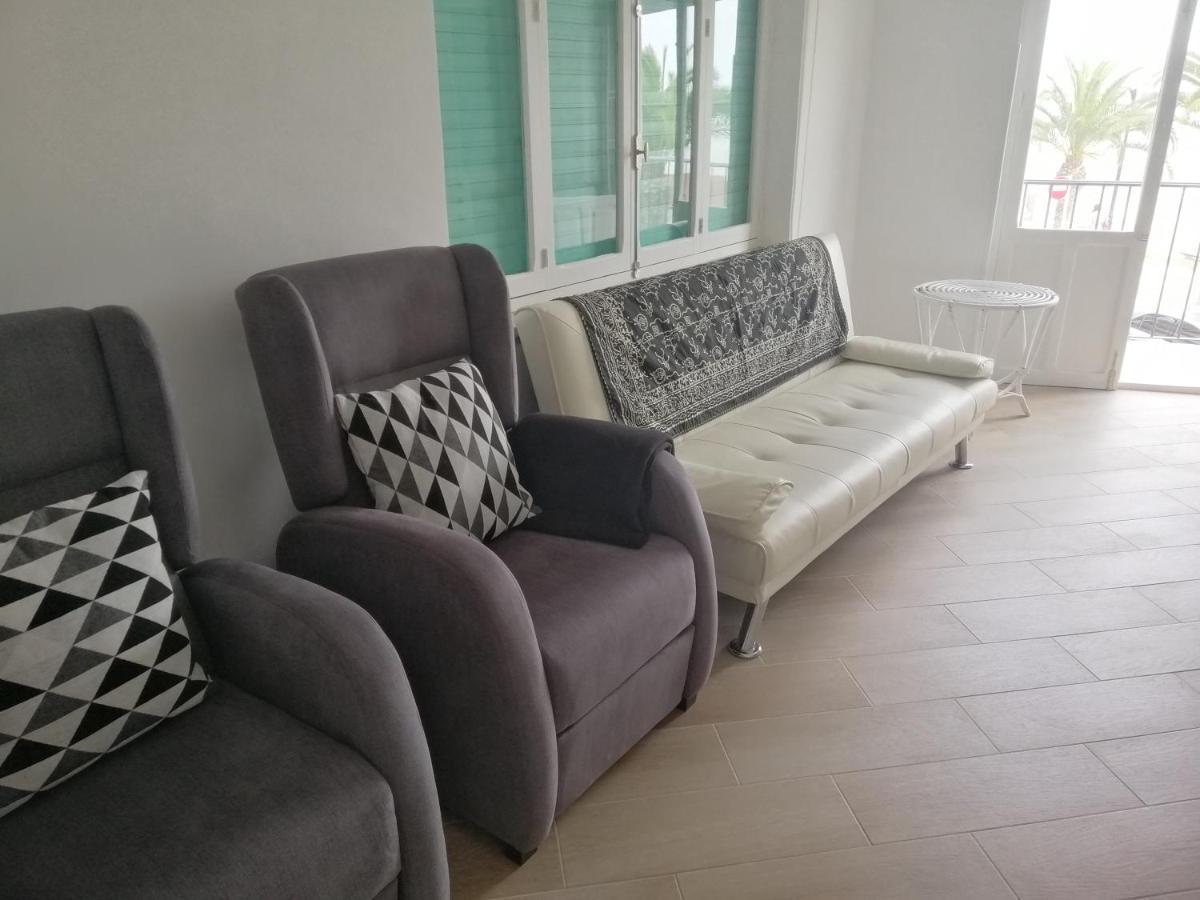 Piso En Primera Linea Con Wifi Y Vistas Al Mar Lo Pagán Eksteriør billede